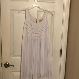 White sleeveless Vera Wang dress